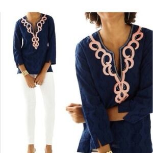 EUC Lilly Pulitzer Navy Amelia Island Tunic.